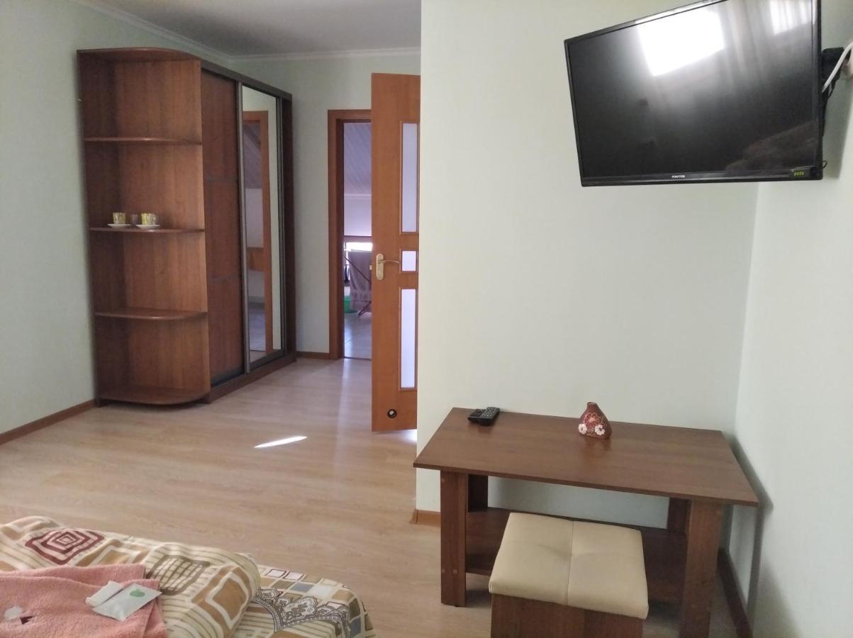 Згадка Hotel Truskavets Eksteriør billede