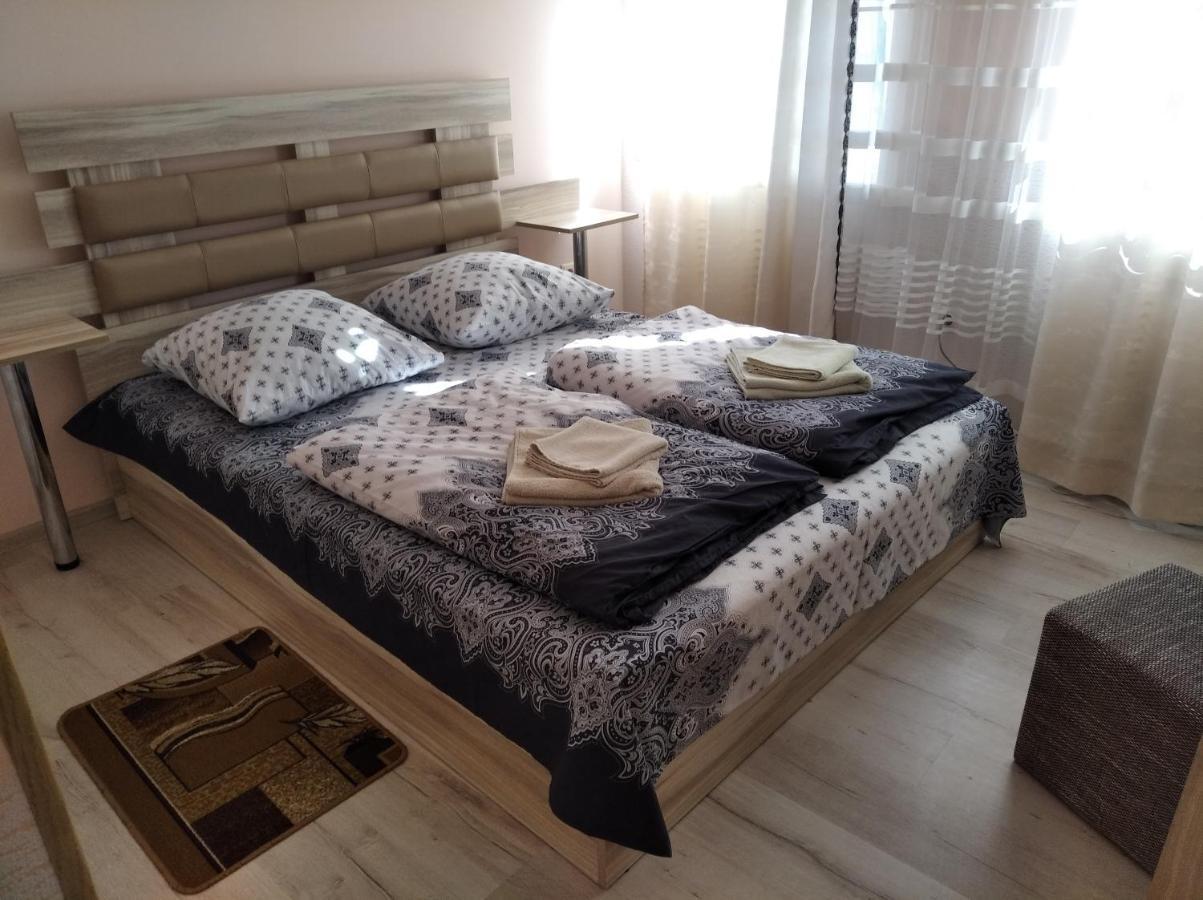 Згадка Hotel Truskavets Eksteriør billede