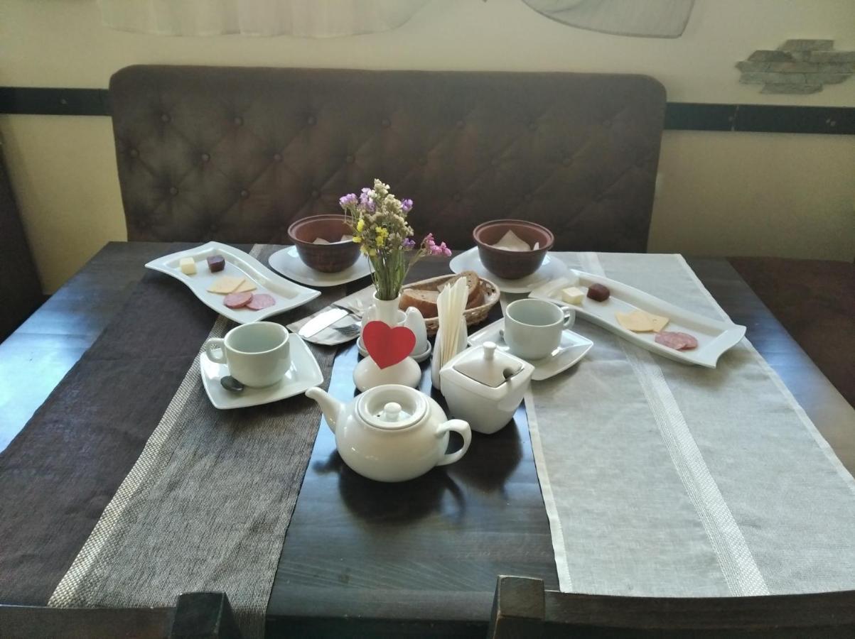 Згадка Hotel Truskavets Eksteriør billede